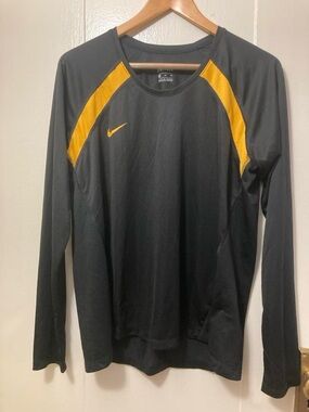 NWOTs Nike Dry Fit Athletic Top, Size XL